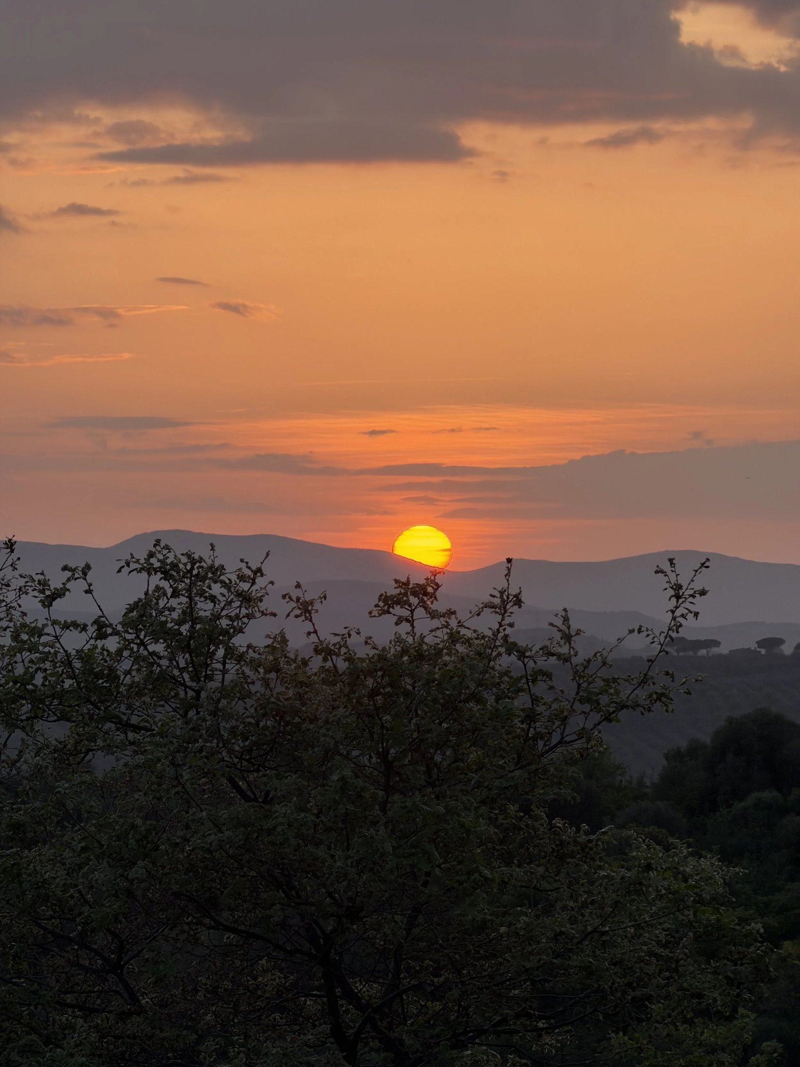 Sunset over the Tuscan hills